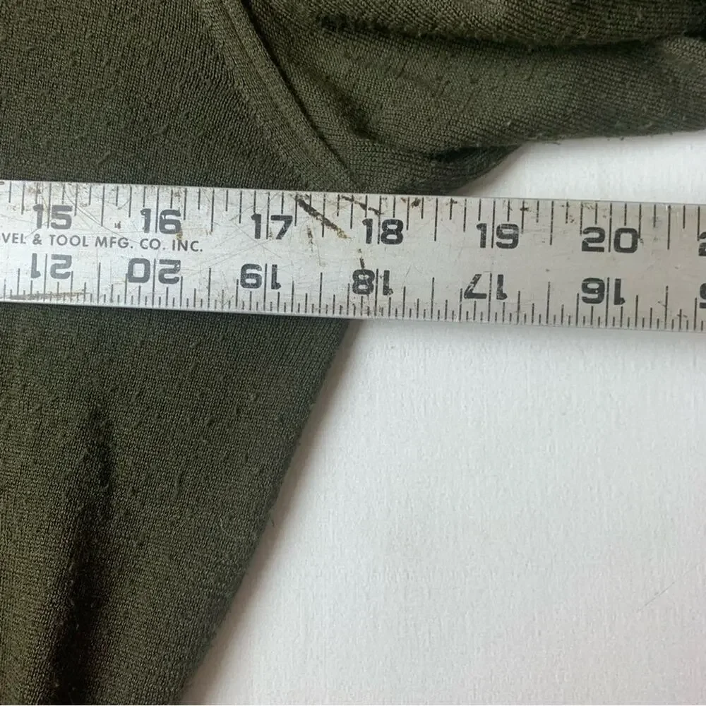 Wool & Co size small Olive green long sleeve shirt wool blend base layer coolmax